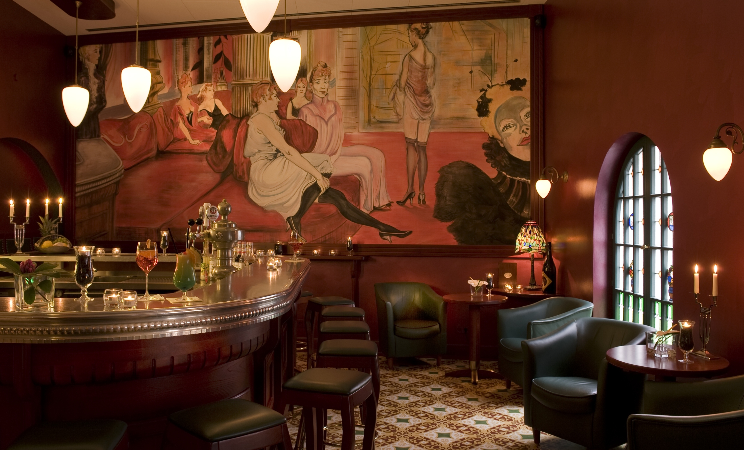 Hotelbar im Pariser Jugendstil - Innenarchitekt Paul Pouivet
